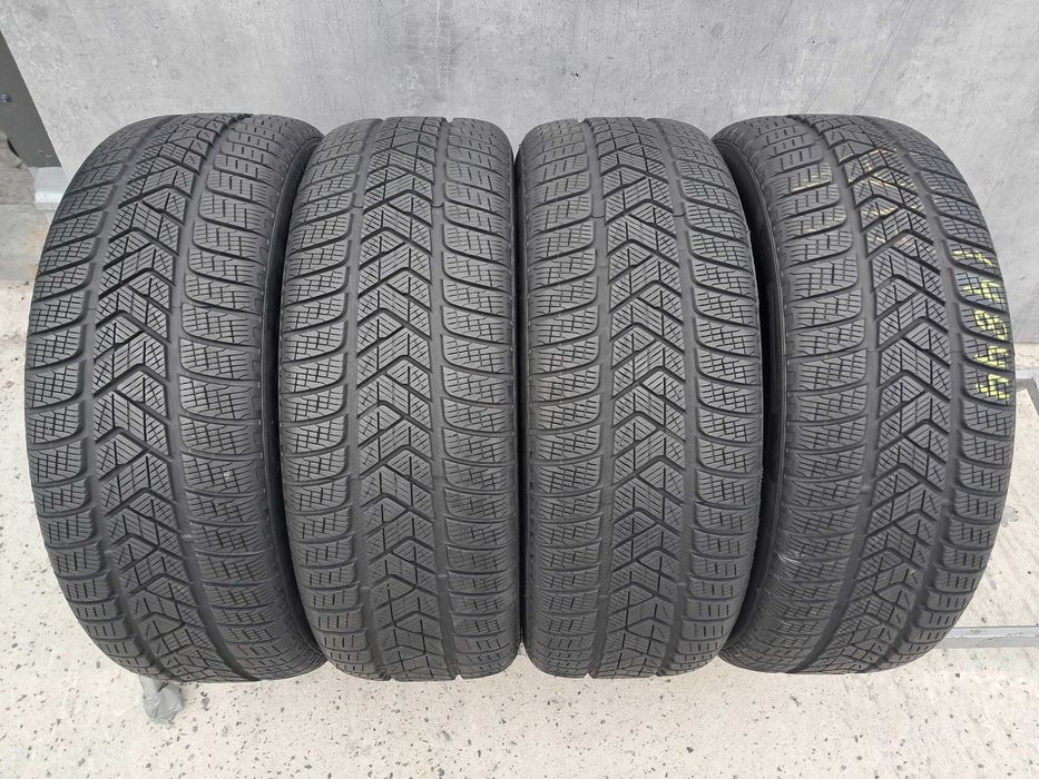 Резина зима 80% протектор Pirelli 235/55 R19 Scorpion Winter AO