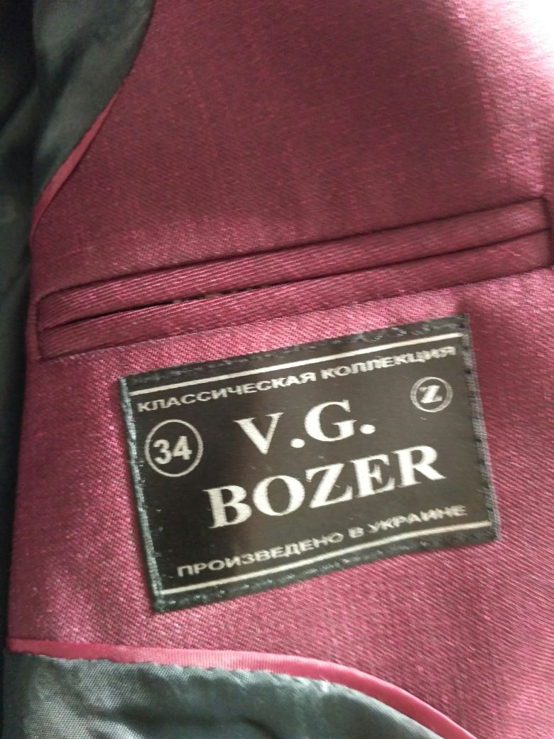 Пиджак + жилетка . V.G. BOZER. , Размер 34