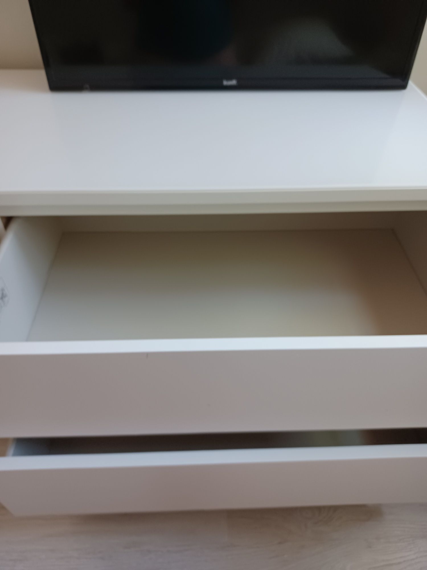 Cómoda MALM - Ikea