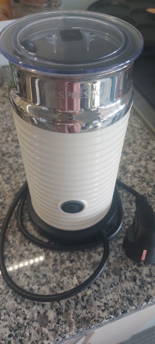 Batedor leite Aeroccino marca Nespresso