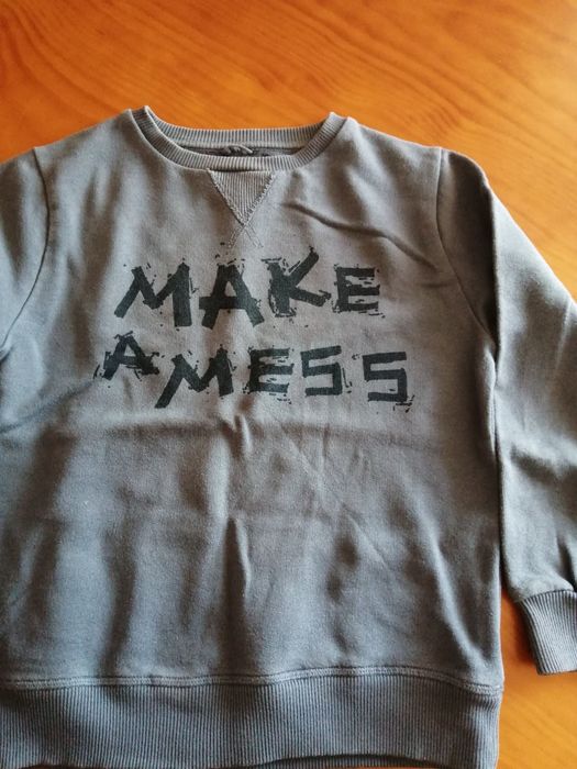 Camisolas menino 6/7 anos - 8x0,50€ = 4€