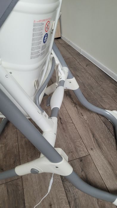 Krzesełko do karmienia bujaczek Lionelo Niles