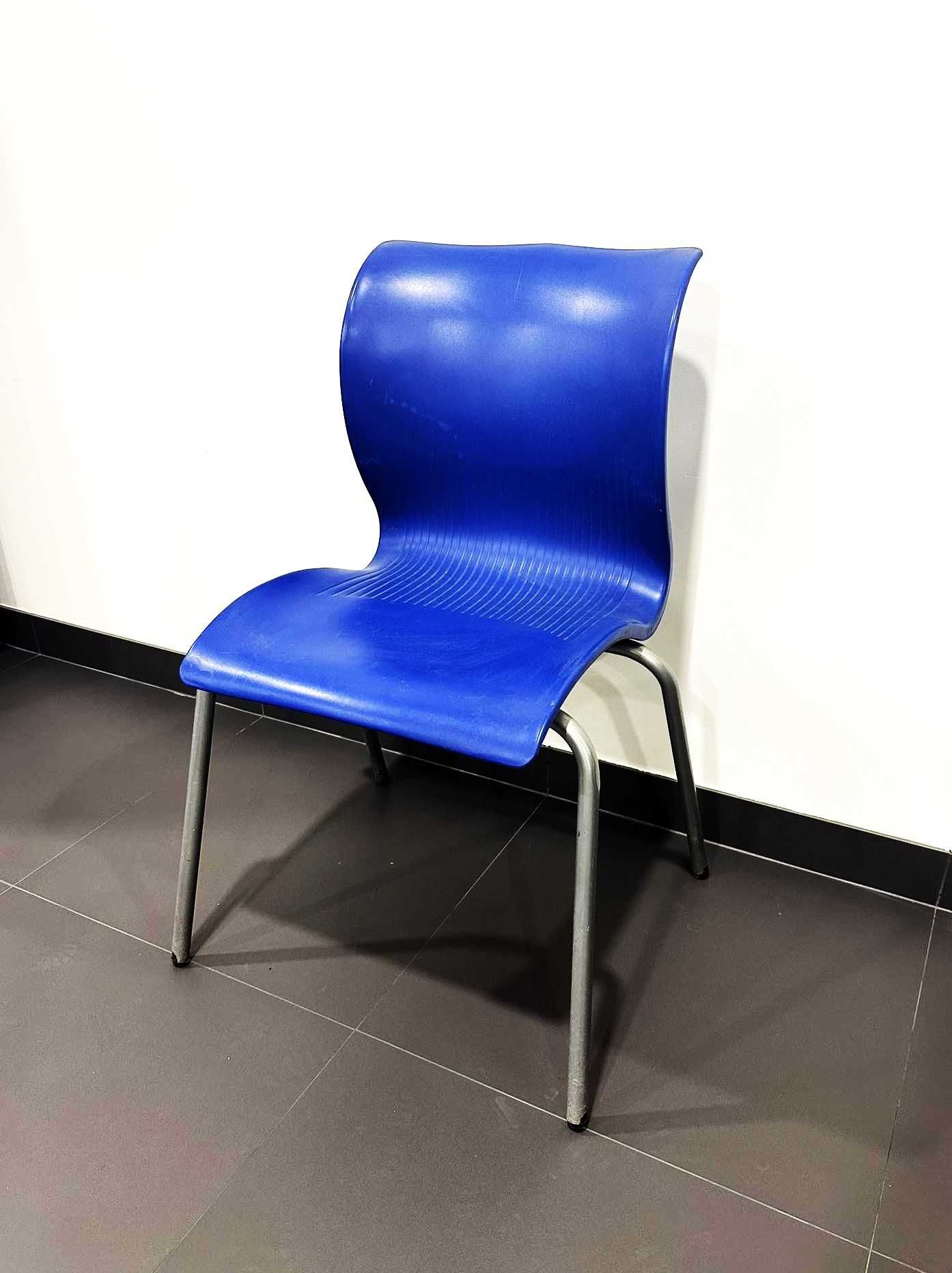 Cadeira Azul para Restaurante