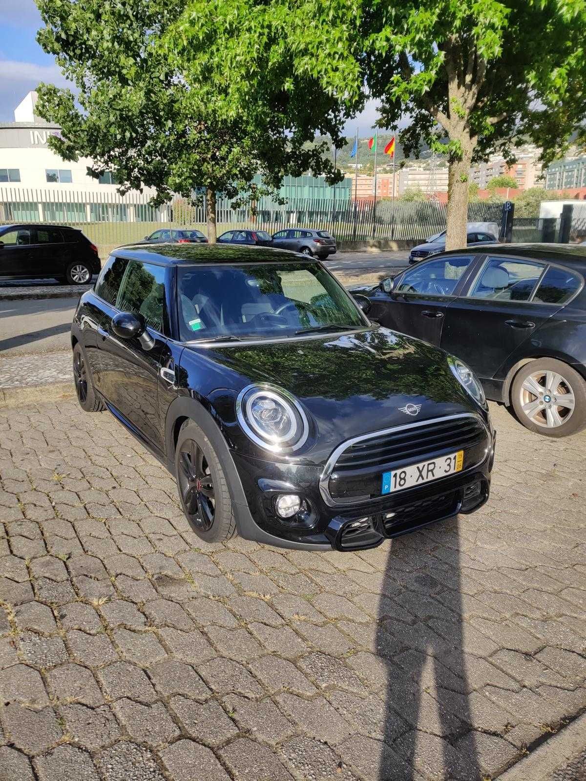 Mini Cooper com Pack John Cooper Works | Automático | Estado Imaculado