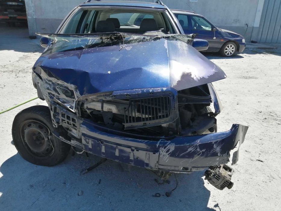 Para peças Skoda Fabia I Combi (6Y5) 1.4I ano 2001