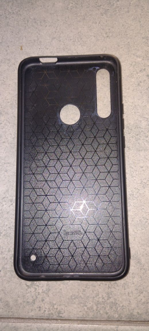 Чехол бампер защитный на хуавей пи смарт з Huawei p smart z черный