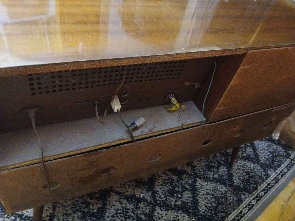 Gramofon szafa grająca uropa antyk