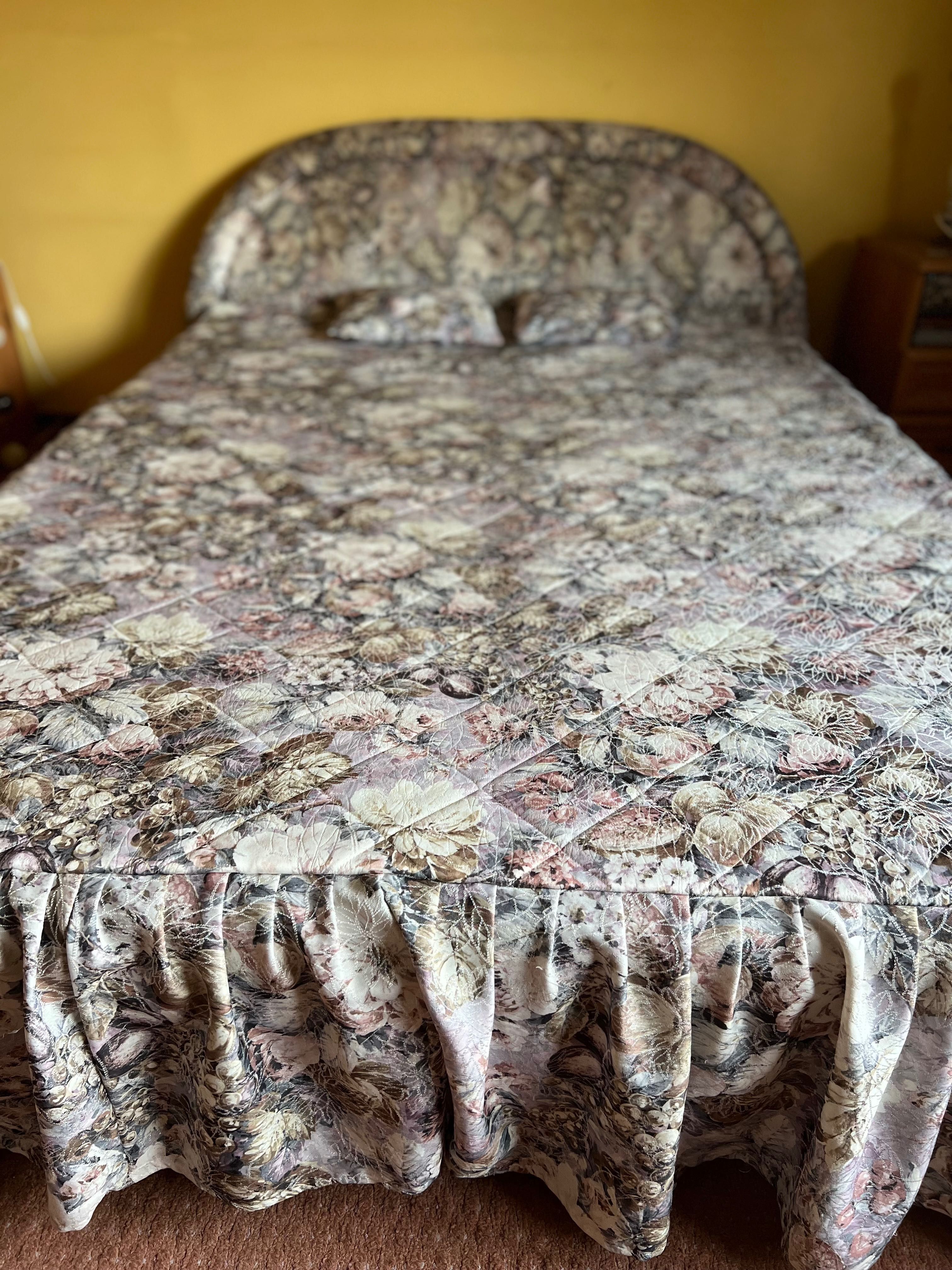 Łóżko tapicerowane, mega wygodny materac!