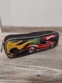 Piórnik szkolny tuba hot wheels