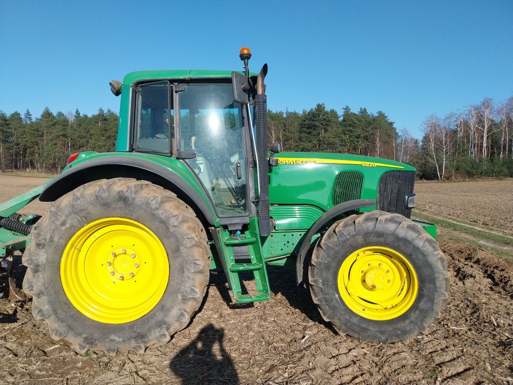 John Deere 6820 (6920,6620)