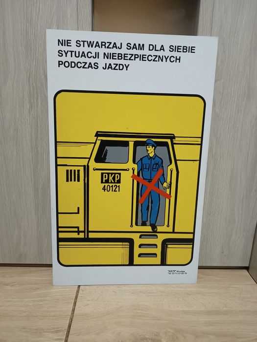 Kolejowa tablica ostrzegawcza PKP z PRL 2