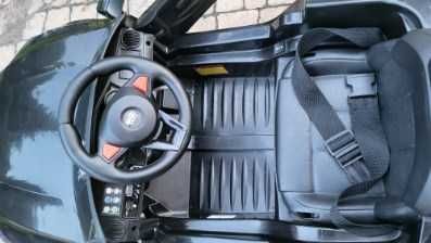 Auto na akumulator - Mercedes