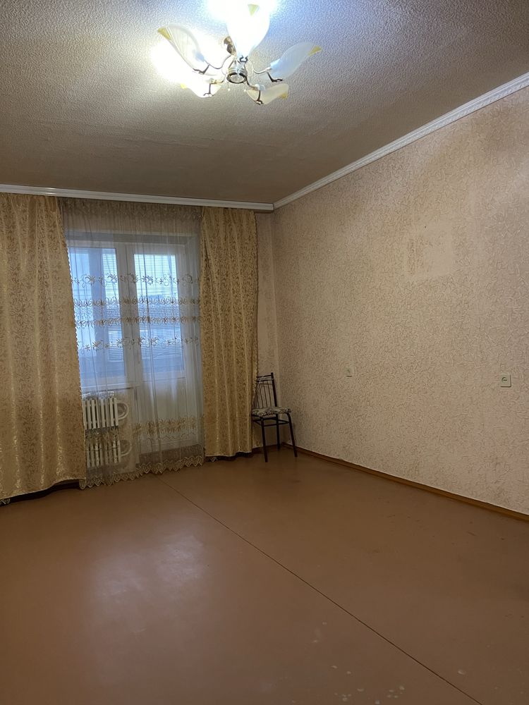 Продажа 3 ком. 11 мкрн. Левый берег