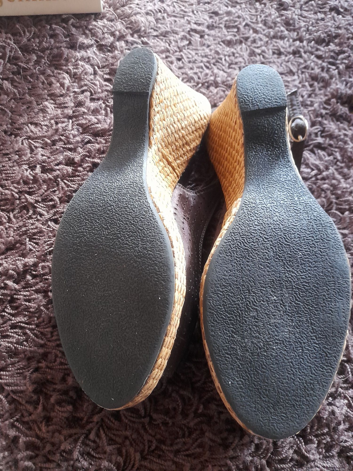 Buty damskie sandały na koturnie