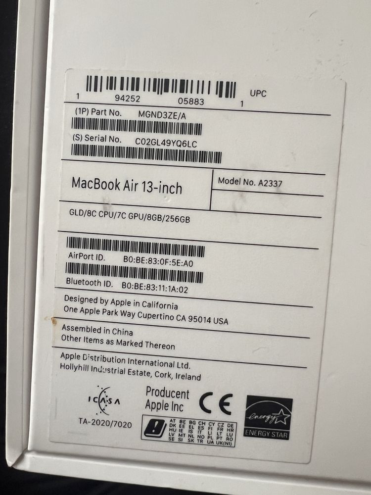 MacBook Air 13-inch, 8GB, 256GB SSD