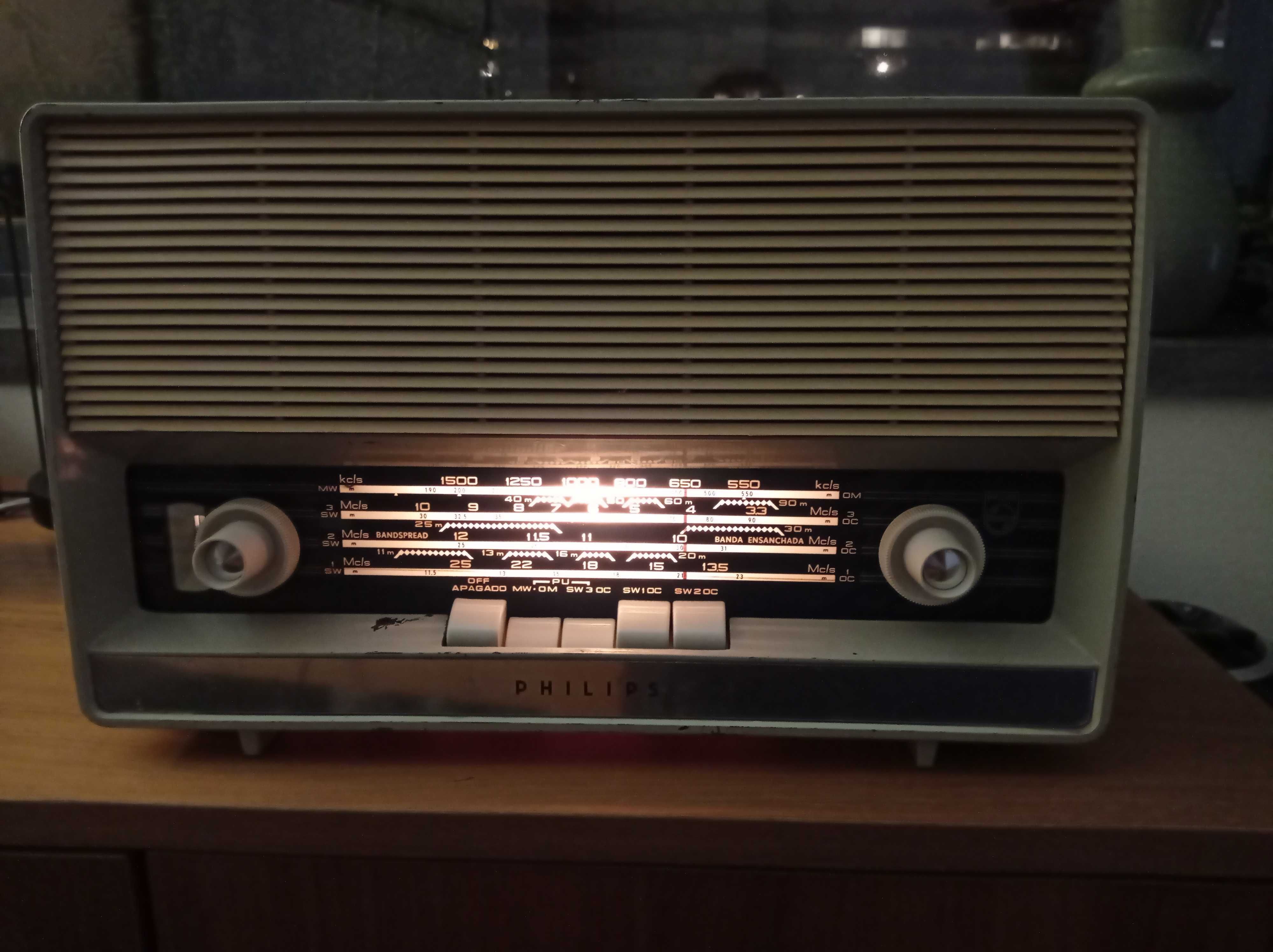 Retro radio Philips B3X16A - rádio válvulas antigo [c/ FM e Bluetooth]