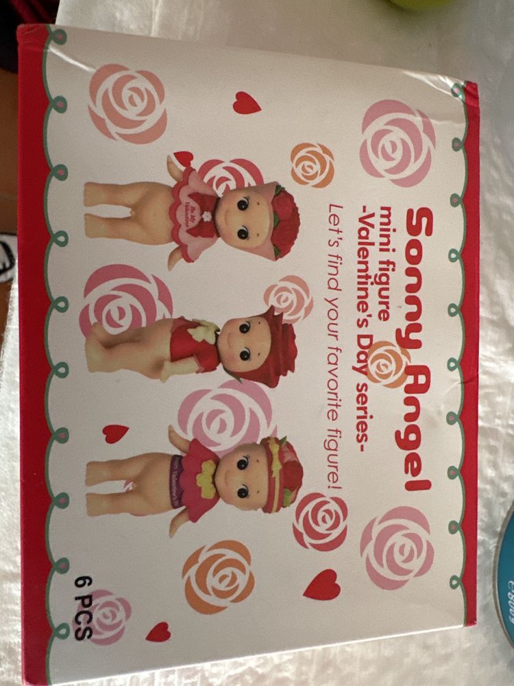 Vende se mini figuras da Sonny Angel