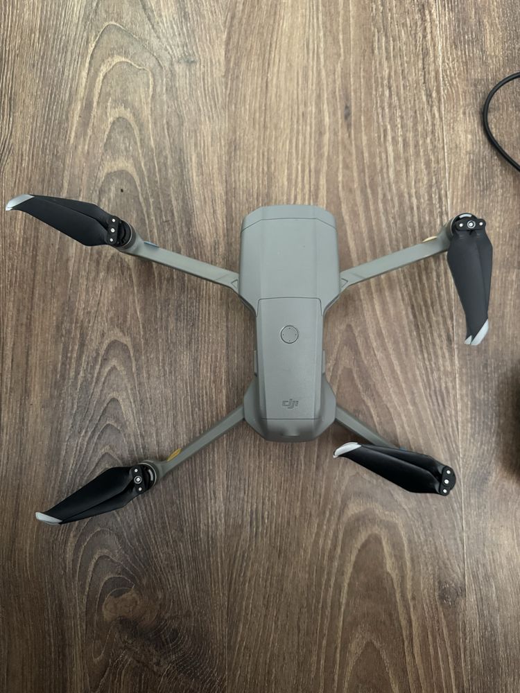 Dron DJI mavic air 2