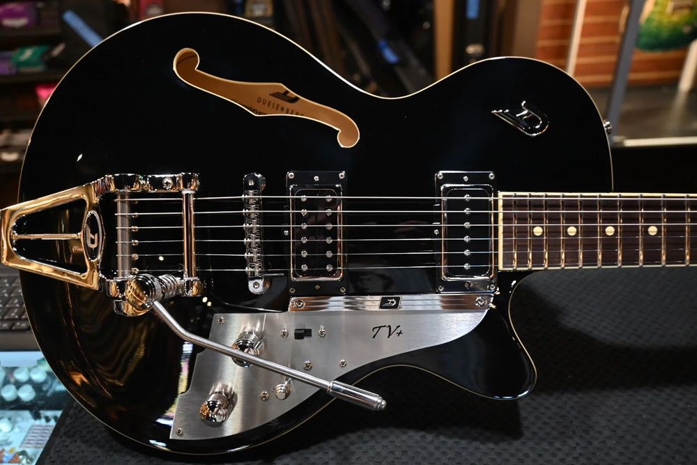Duesenberg Starplayer TV Plus (Piezo) Black