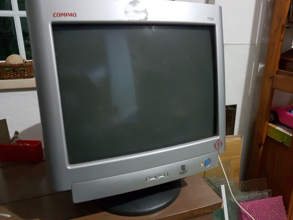 Monitor impecável 17 polegadas compaq impecável