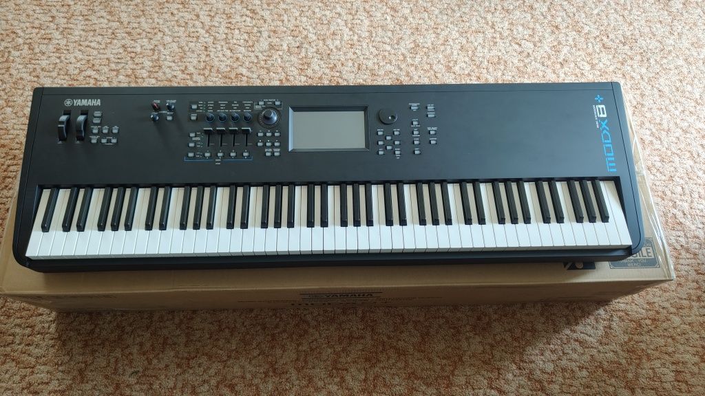 Yamaha MODX8+ plus gwarancja 24mies