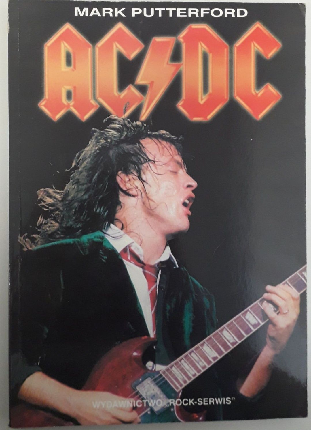 Biografia zespołu AC/DC