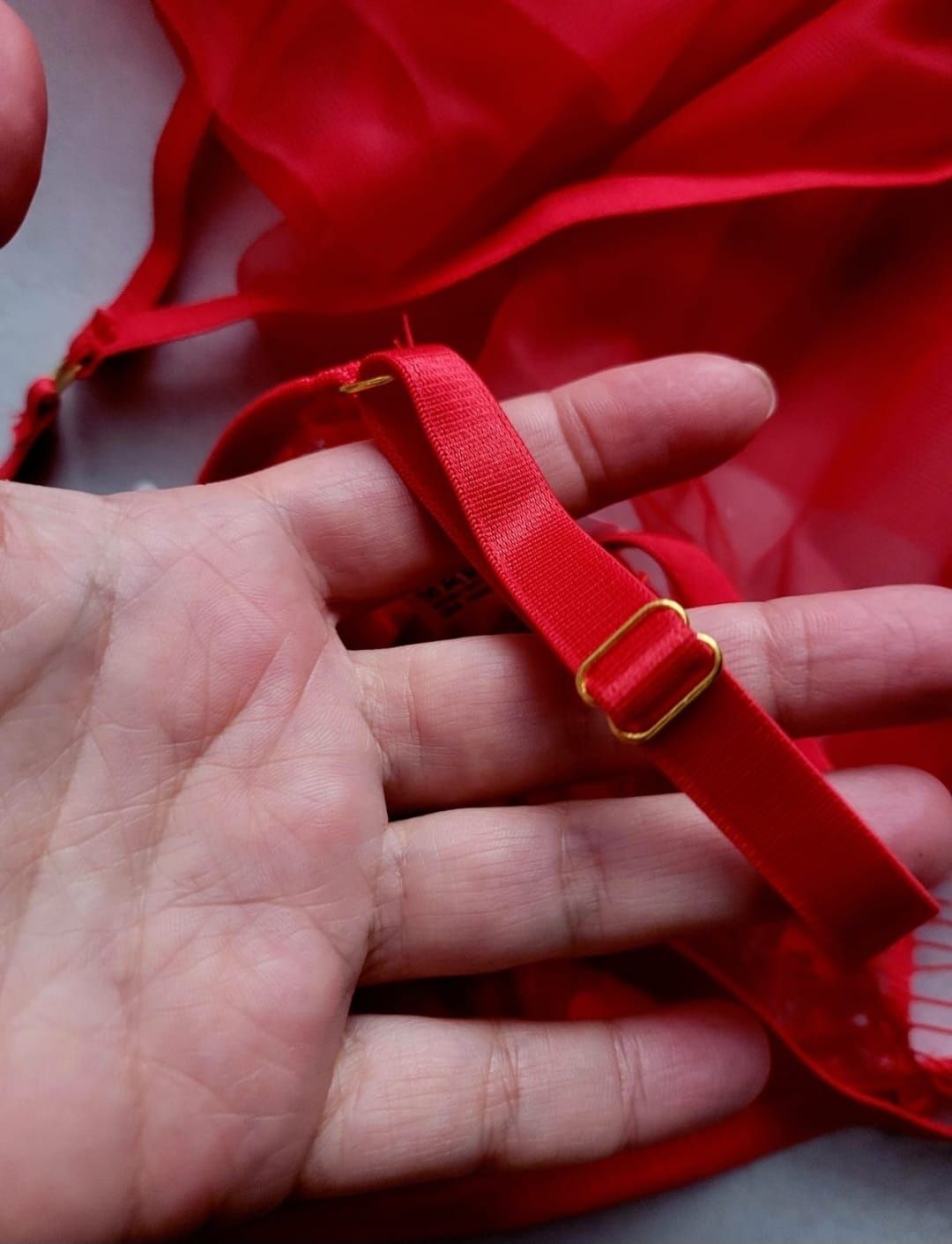 Nowy czerwony 4 częściowy  komplet bielizny erotycznej Alternative