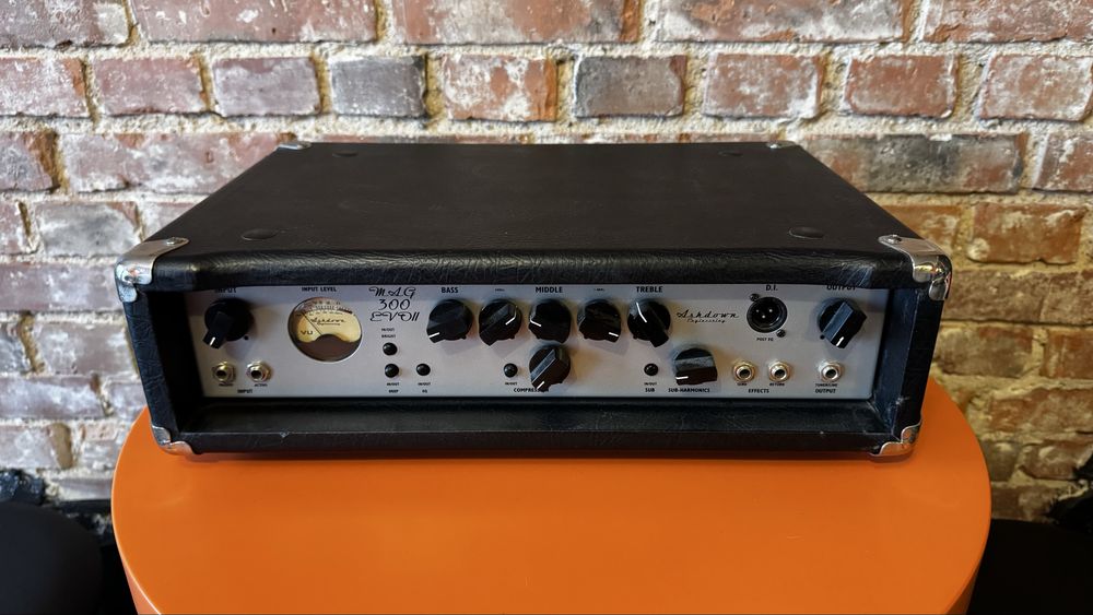 Wzmacniacz basowy Ashdown MAG 300 Evo II