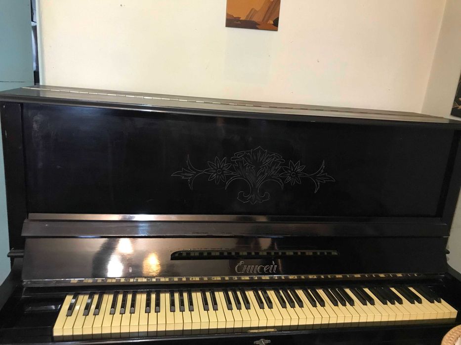 Піаніно Єнісей виготовлено 1964-1966