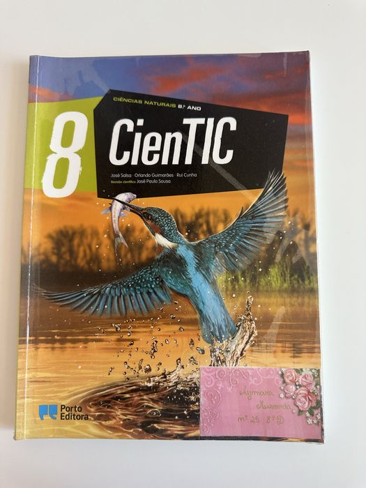Manual de Ciências Naturais 8 ano “CienTIC” com Caderno de Atividades