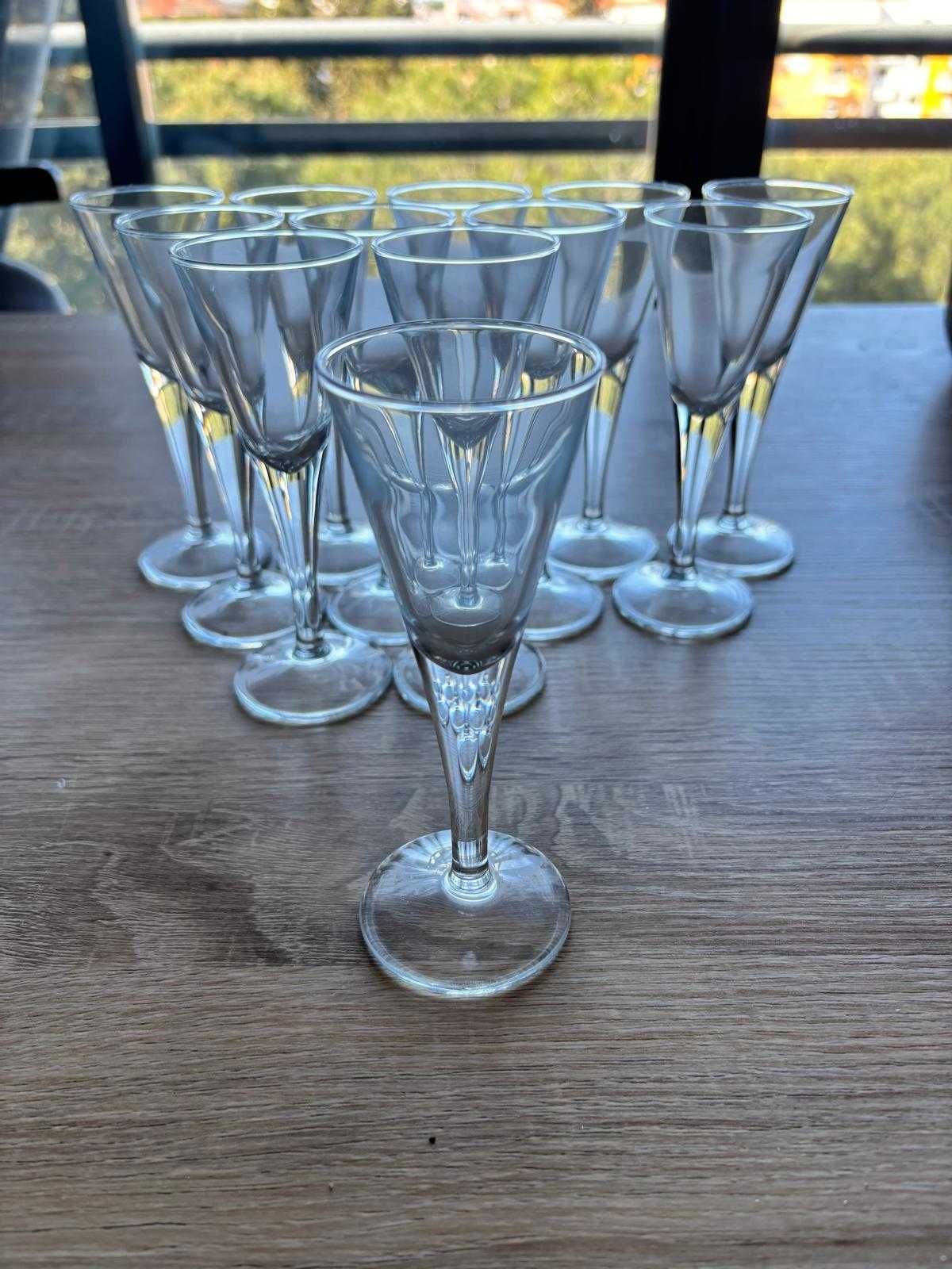 Copos IKEA Snaps SVALKA