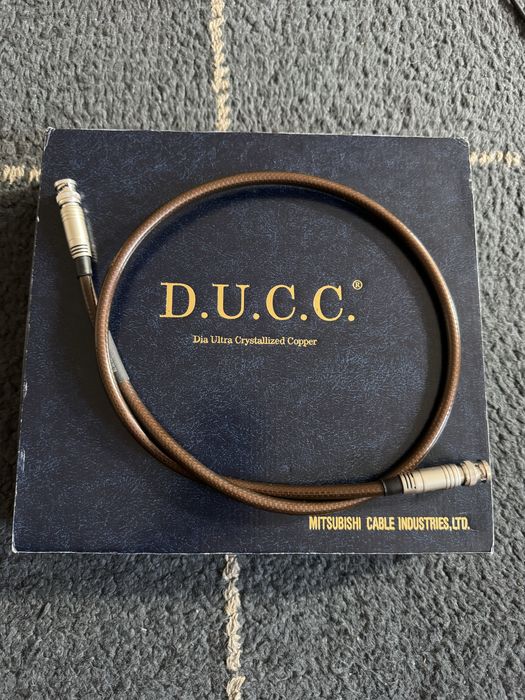 Цифровой кабель MITSUBISHI DCX 1-bnc 1 0 M(digital cable BNC )