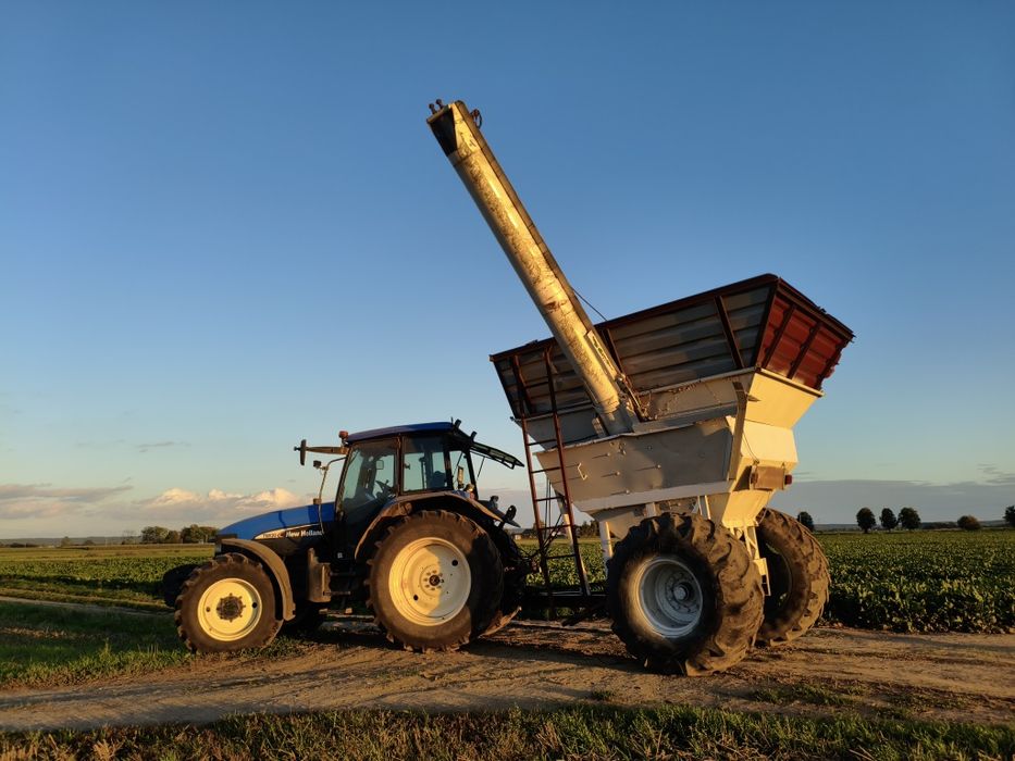 Rezerwacja Przyczepa przeładowcza sam horsch umega pronar