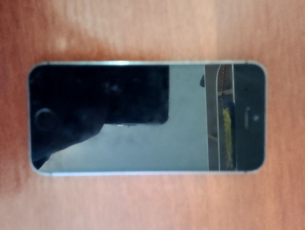 Iphone 5s Сірий б/у