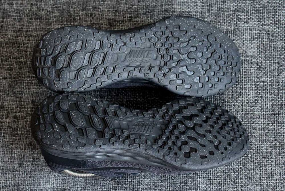Кросівки Nike Revolution 6 Nn Оригінал 40.5р