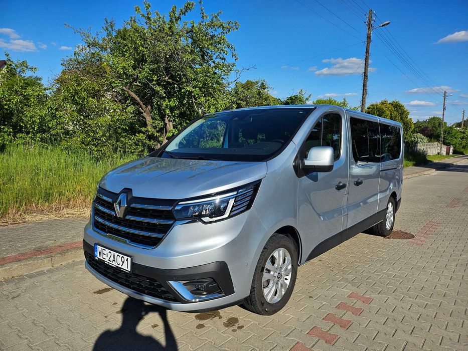 Wynajem Renault Trafic 9os bus wakacje transport automat wypożyczalnia