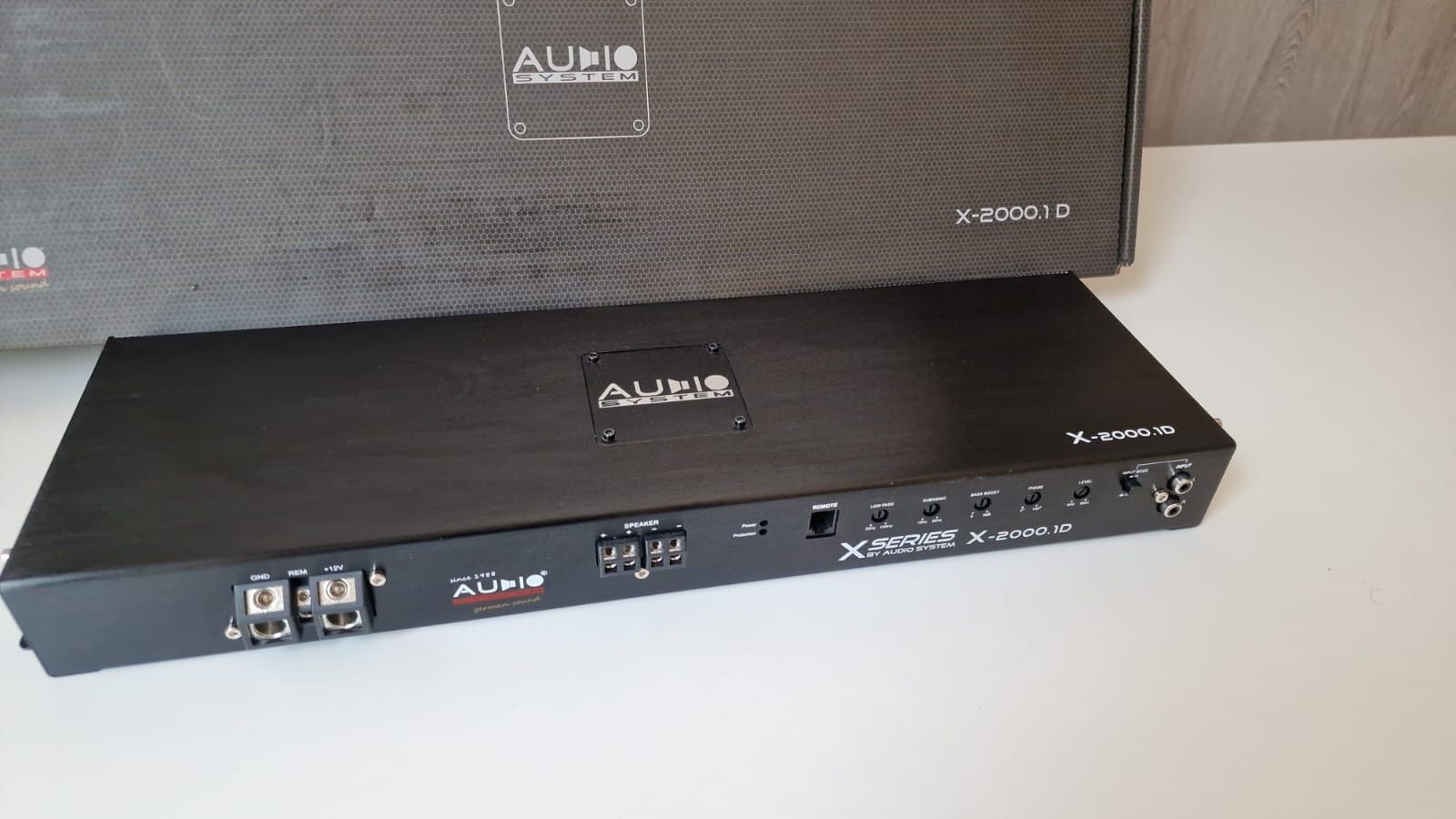 X-2000.1D Wzmaczniacz Audio SYSTEM