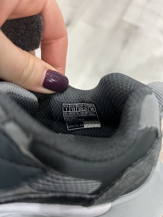 Кросівки skechers 32