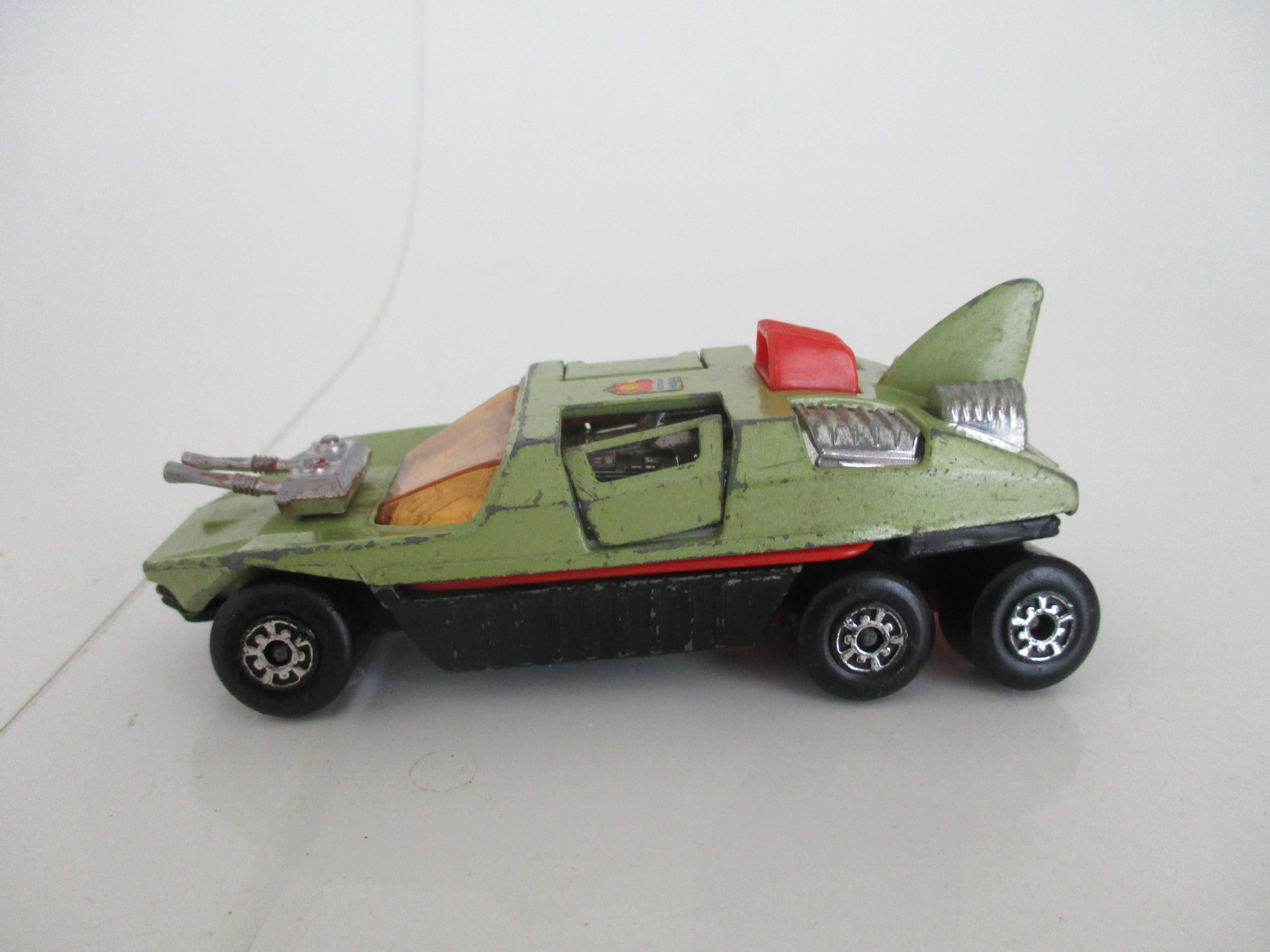 Miniaturas - FLlGHT Hunter K 2002 ano 1977 MATCHBOX