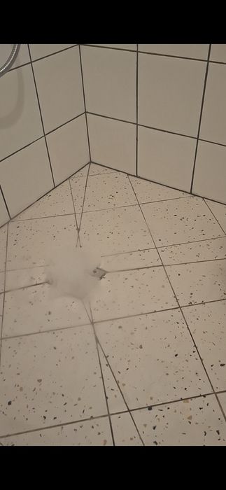 Lokalizacja przykrych zapachów, wycieków, nieszczelności, zadymianie