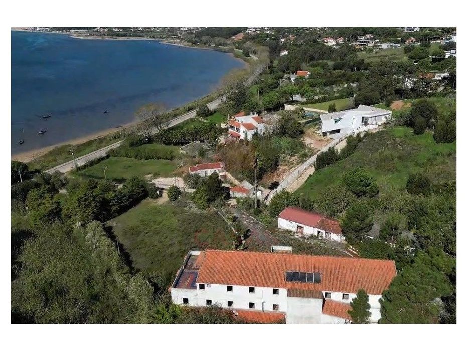 Prédio com vista sobre a lagoa de Óbidos