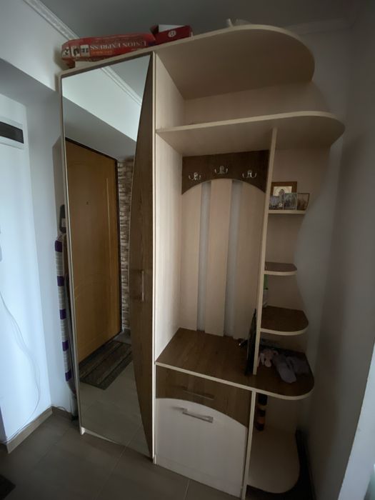 Продається передпокій/шафа