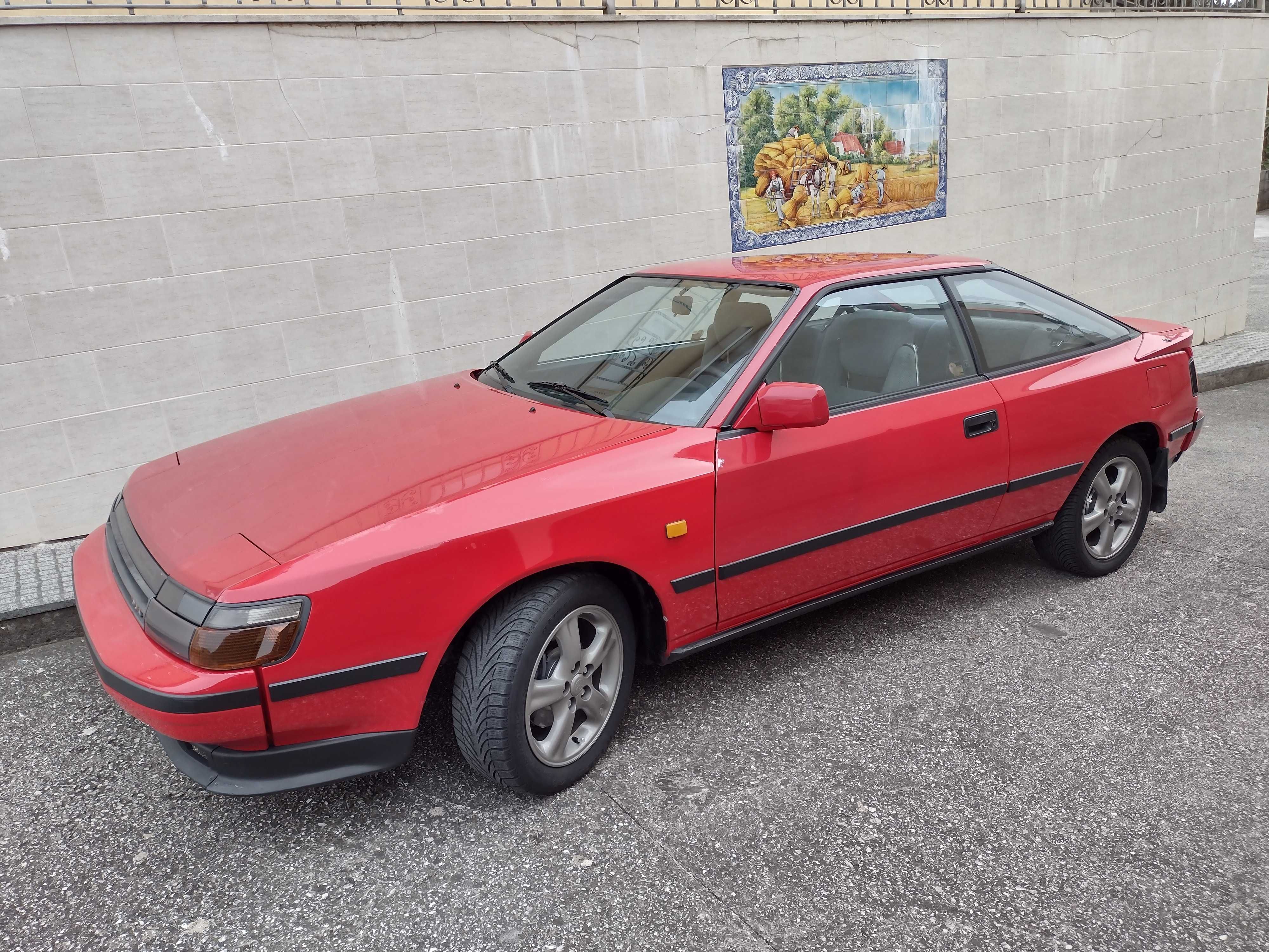 Toyota Celica 2.000 GT ano 1990 clássico em bom estado