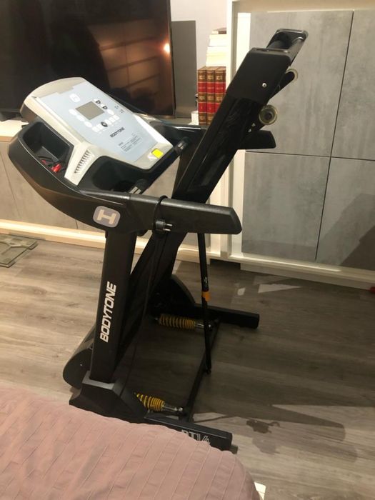 Passadeira novissima, pouco, usada, com livro de instrucoes