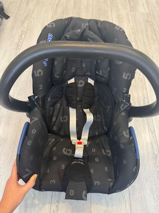 Авто крісло-люлька Maxi-cosi