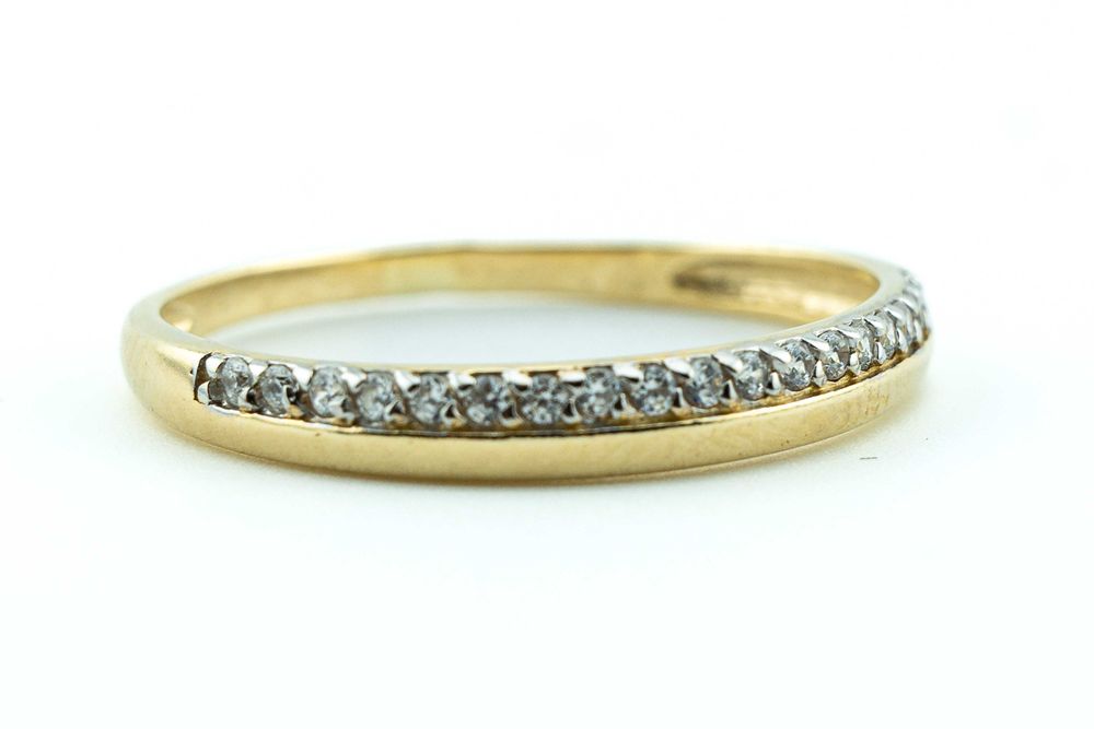 ZB550 świetny złoty pierścionek obrączka z cyrkoniami pr 333 rozm 16