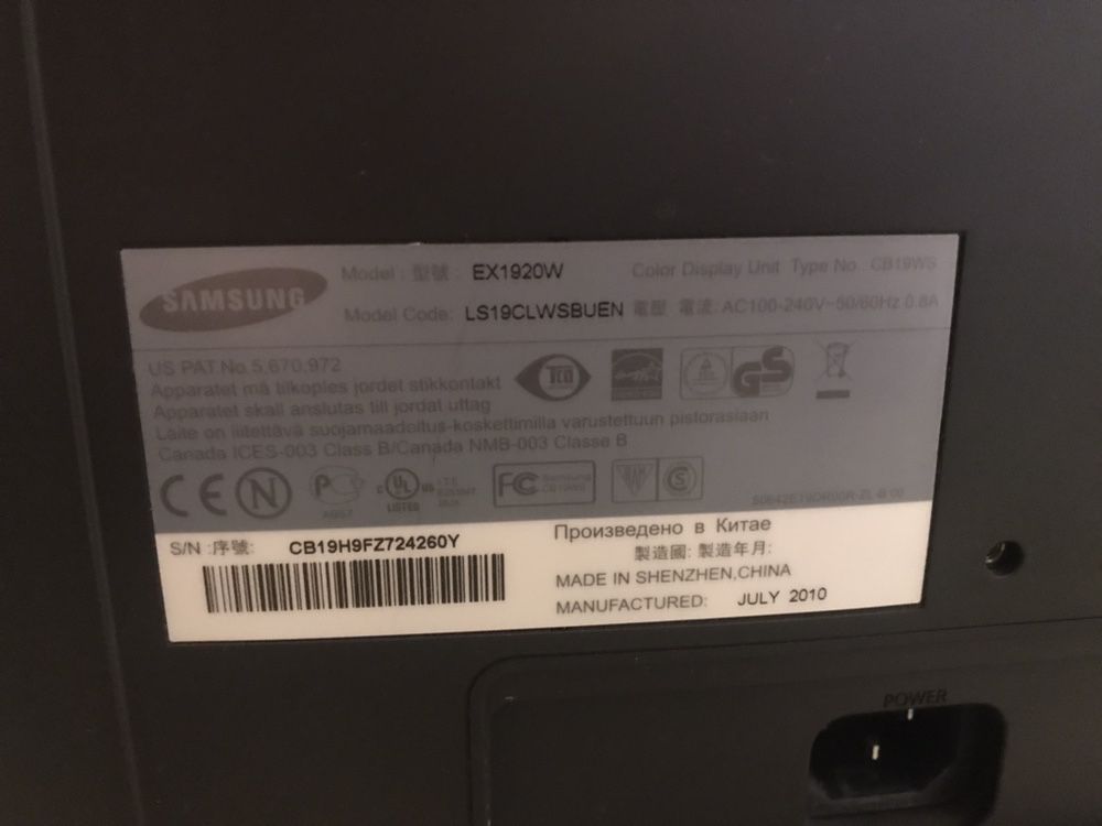 Monitor samsung syncmaster ex1920 LED