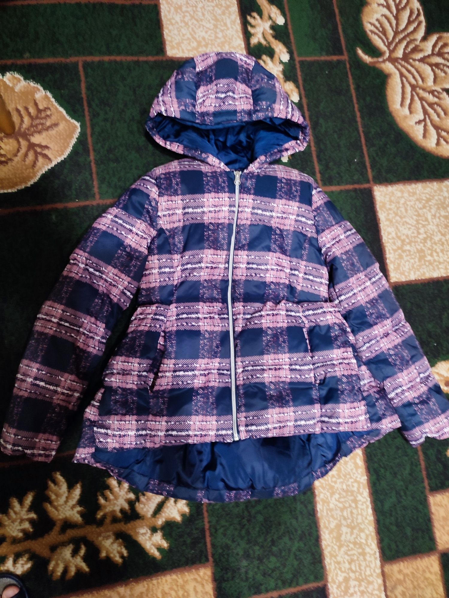 Демісезонна куртка для дівчинки 10-11 років