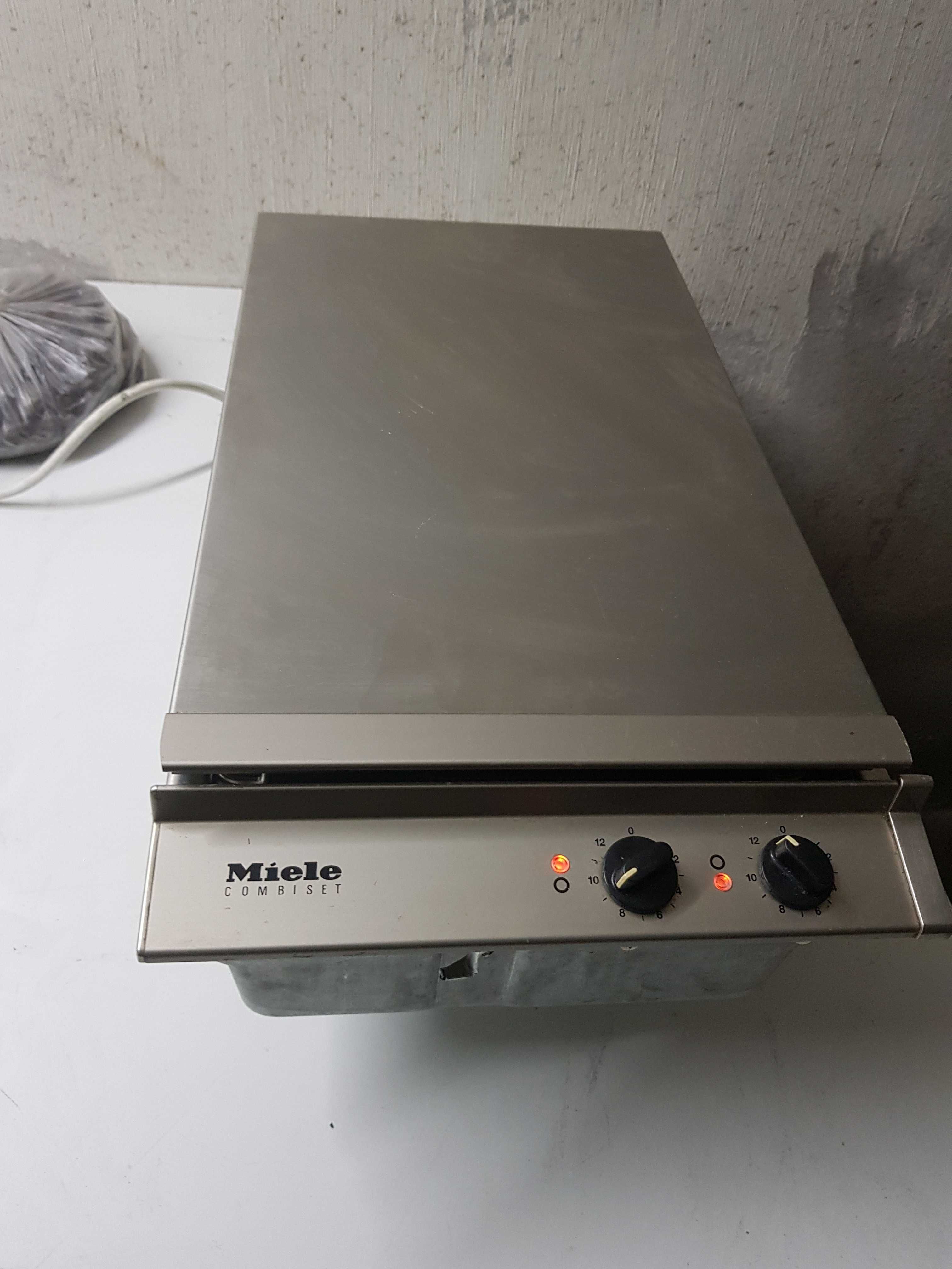 Grill Miele KM 88-2 elektryczny kwasiak do zabudowy kuchni ogrodowej