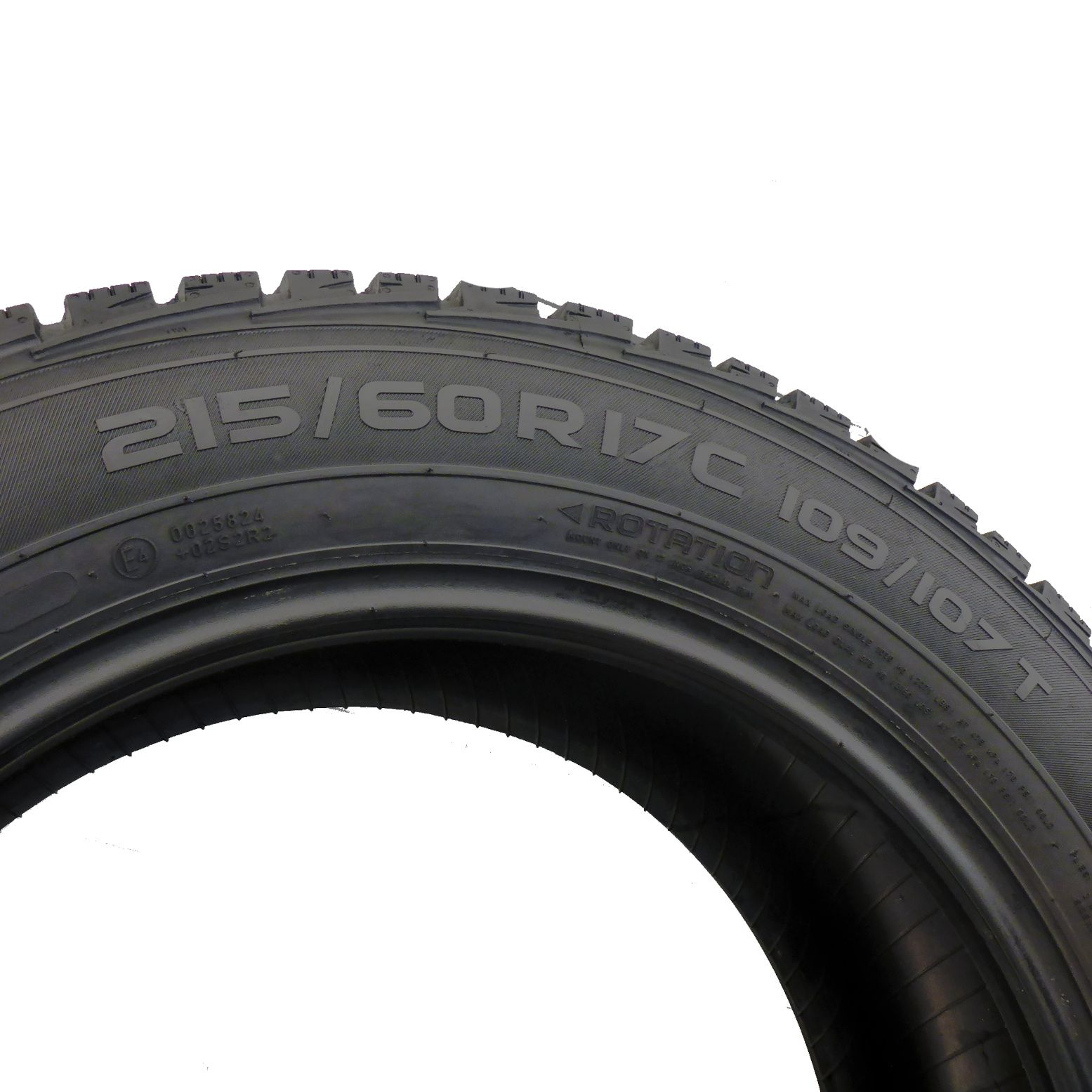 215/60/17C Nokian 215/60R17C 109/107T WRC 3 Zima 2016 5.8-8mm
